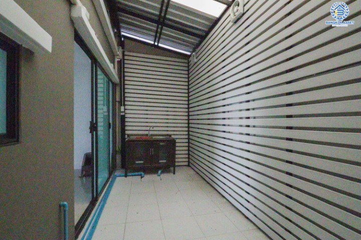 ทาวน์โฮมมือสอง ม. พฤกษาวิลล์65/2 ติวานนท์-ศรีสมาน ทาวน์โฮม3ชั้น สภาพดีมาก เหมือนไม่เคยเข้าอยู่ เนื้อที่ 25.20 ตร.ว. 3 ห้องนอน 3 ห้องน้ำ 2 ที่จอดรถ  สามรถทำเป็นโฮมออฟฟิศได้ บนทำลที่เชื่อมต่อถนน แจ้งวัฒนะ, ปากเกร็ด, ศรีสมาน ใกล้ทางด่วน "ศรีสมาน" จองเลย!